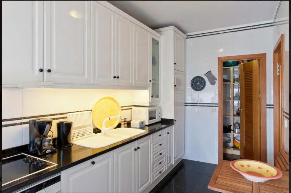 Aguda Beachfront Apartment ภายนอก รูปภาพ